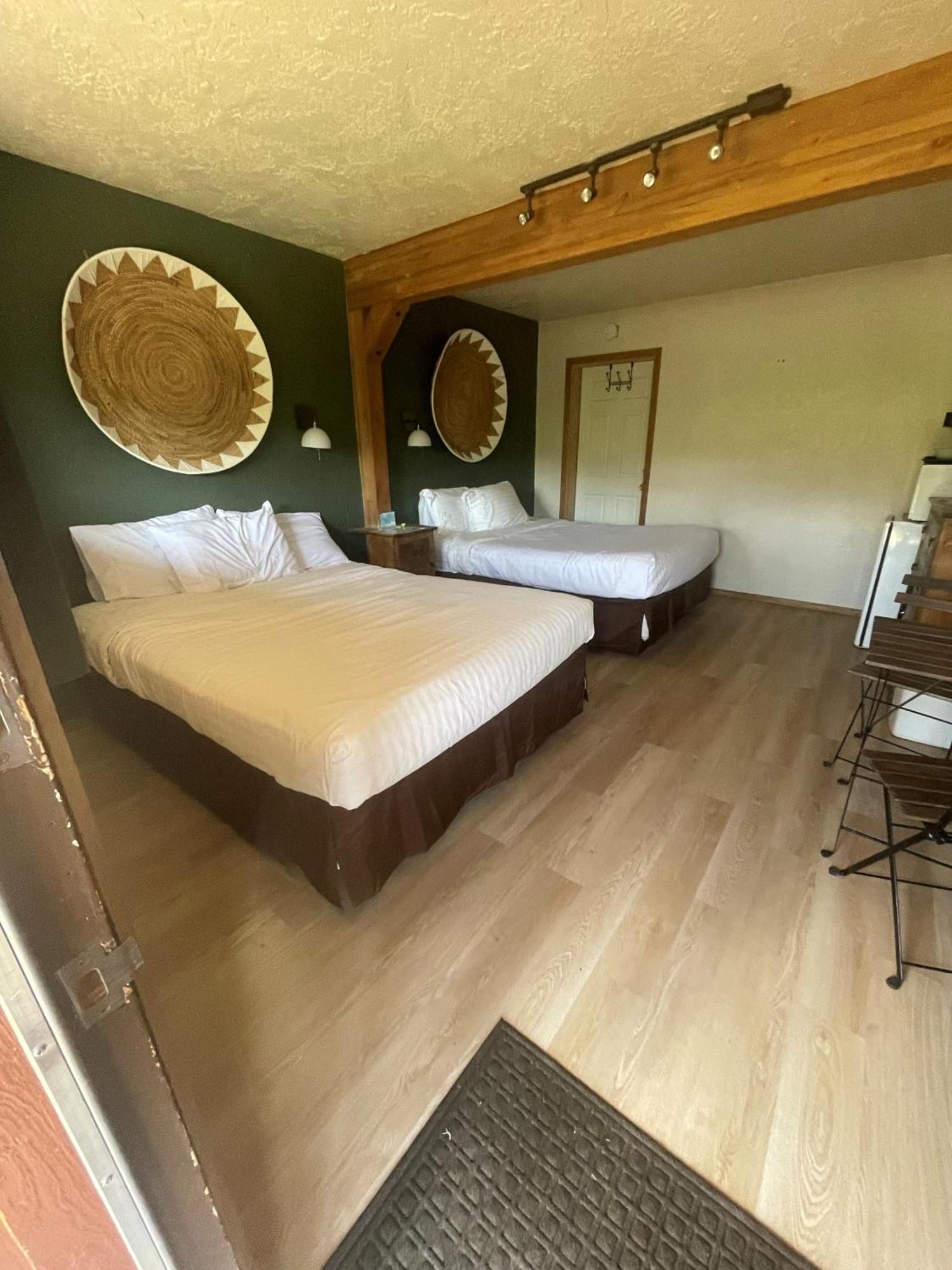 סאות' פורק The Spruce Lodge מראה חיצוני תמונה