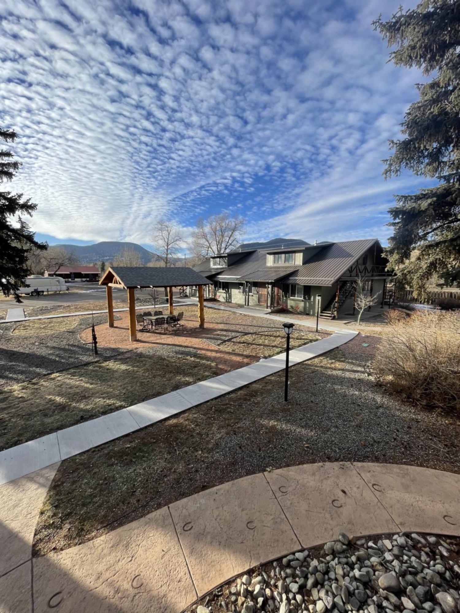 סאות' פורק The Spruce Lodge מראה חיצוני תמונה